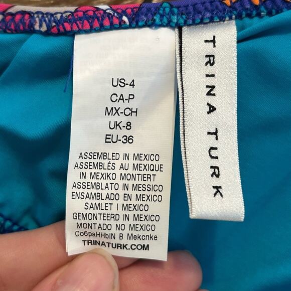 Trina Turk Women's Standard High Neck Halter Hipster Bikini Swimsuit Top sz 4 - Picture 9 of 10